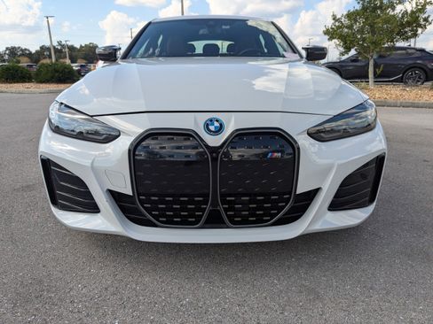 Used 2023 BMW i4 M50 image 3