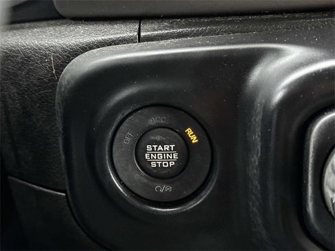 Used 2019 Jeep Wrangler Unlimited Rubicon w/ Steel Bumper Group image 24