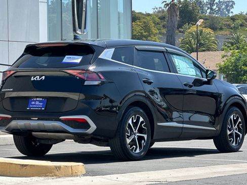 Used 2023 Kia Sportage EX FWD image 3
