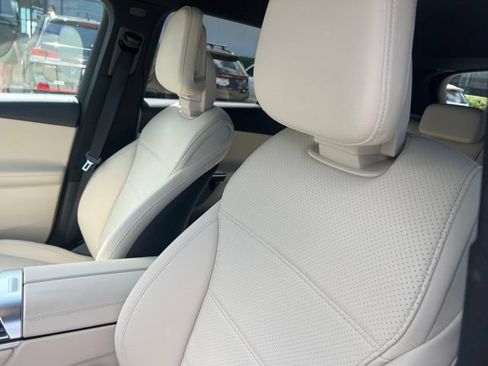 Used 2026 Mercedes-Benz GLC 300 4MATIC image 8