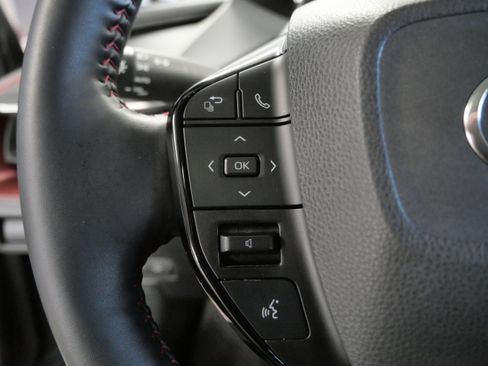 Used 2023 Toyota Prius Prime Premium image 28