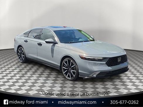 Used 2024 Honda Accord Touring image 1