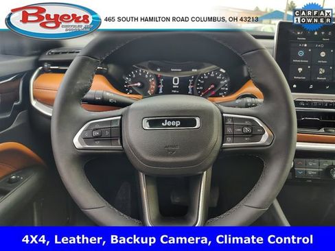Used 2025 Jeep Compass Limited image 16