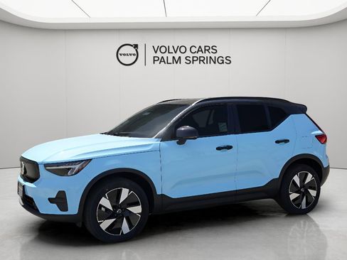 New 2025 Volvo EX40 Core w/ Climate Package image 5