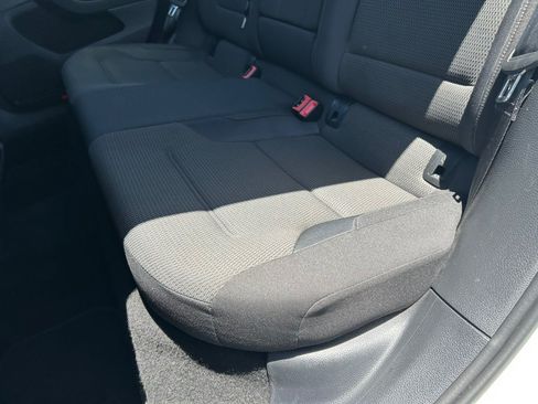 Used 2019 Volkswagen e-Golf SE w/ Driver Assistance Package FWD image 41
