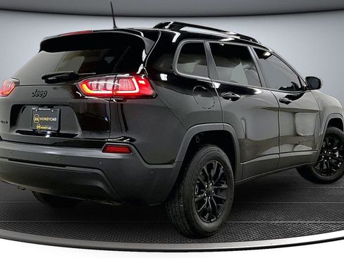 Used 2023 Jeep Cherokee Altitude Lux AWD/4WD image 6