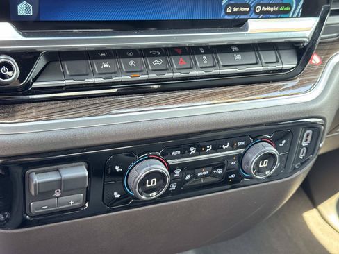 Used 2026 Chevrolet Silverado 1500 RST RWD image 18