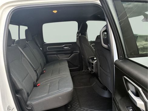 Used 2022 RAM 1500 Big Horn AWD/4WD image 10