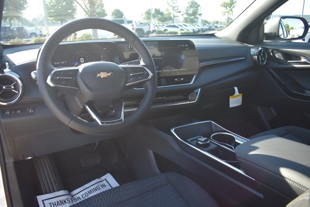 New 2027 Chevrolet Equinox LT FWD image 16
