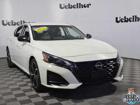 Used 2024 Nissan Altima 2.5 SR FWD image 1
