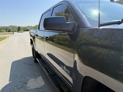 Used 2018 Chevrolet Silverado 1500 LT w/ Texas Edition image 29