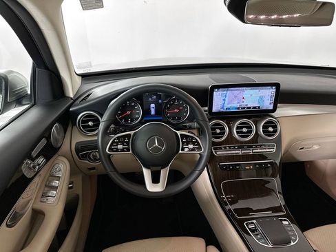 Used 2021 Mercedes-Benz GLC 300 image 22