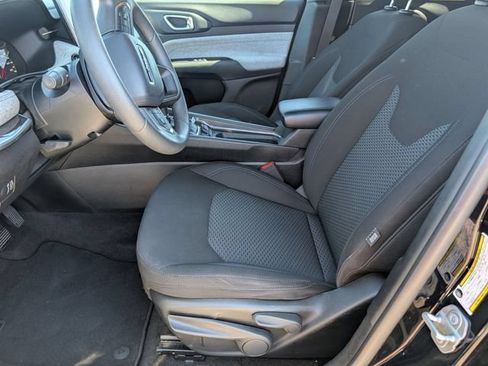 Certified 2023 Jeep Compass Sport AWD/4WD image 12