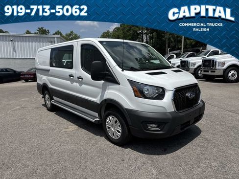 Used 2025 Ford Transit 250 Low Roof w/ Exterior Upgrade Package RWD image 2