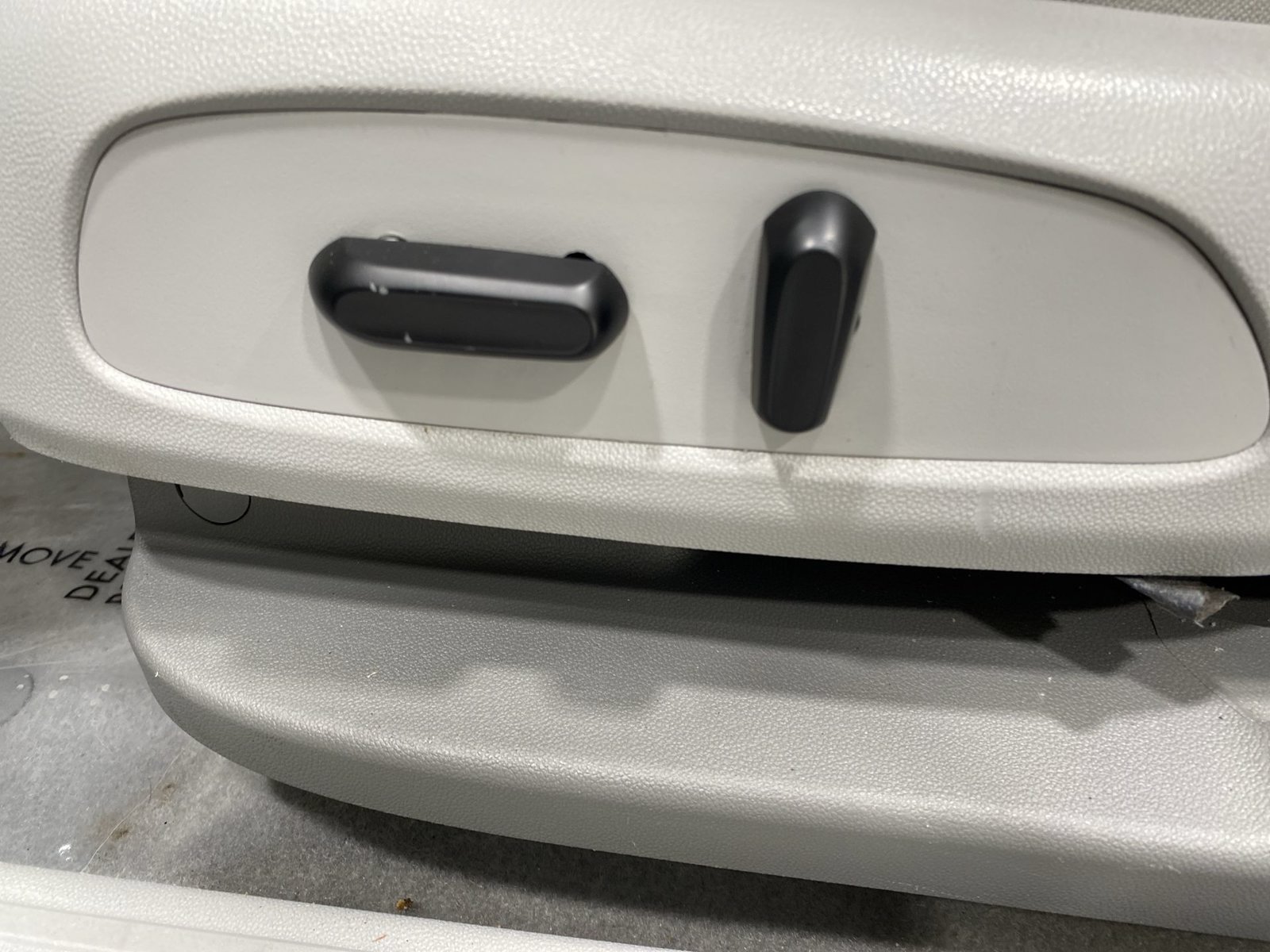 Used 2019 GMC Acadia SLE w/ Driver Alert Package I AWD/4WD image 12