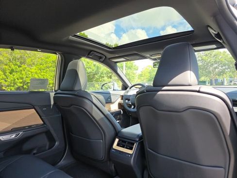New 2026 Lexus ES 350e FWD image 12