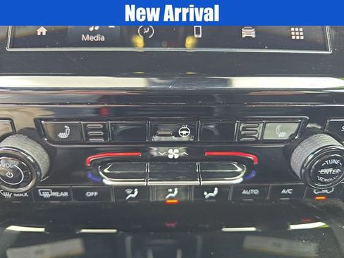 Certified 2023 Jeep Grand Cherokee L Laredo image 19