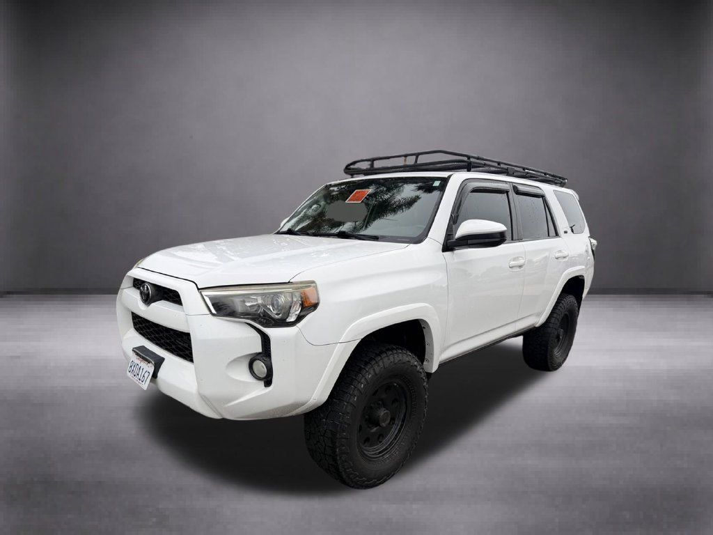 Used 2015 Toyota 4Runner SR5 AWD/4WD image 8