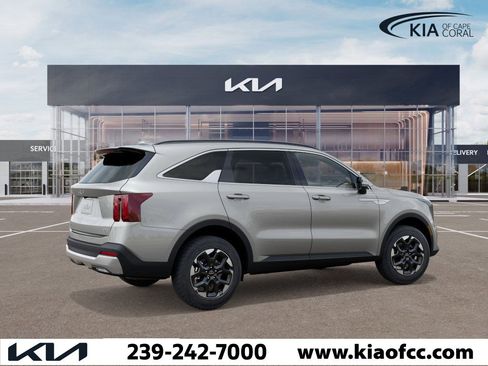 New 2026 Kia Sorento S image 6