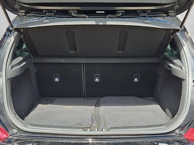 Used 2018 Hyundai Elantra GT FWD image 10