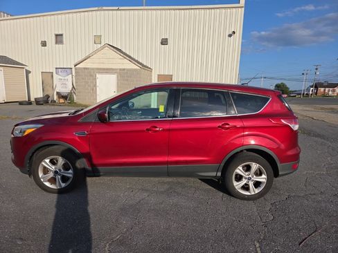 Used 2013 Ford Escape SE AWD/4WD image 16