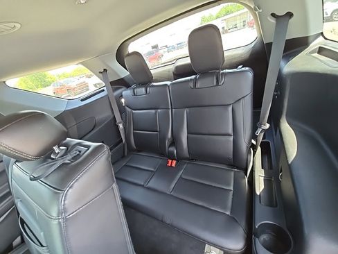 Used 2023 Ford Explorer XLT w/ Equipment Group 202A image 22