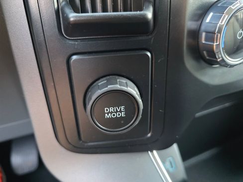 Used 2022 Ford F150 XLT w/ Equipment Group 301A Mid image 32