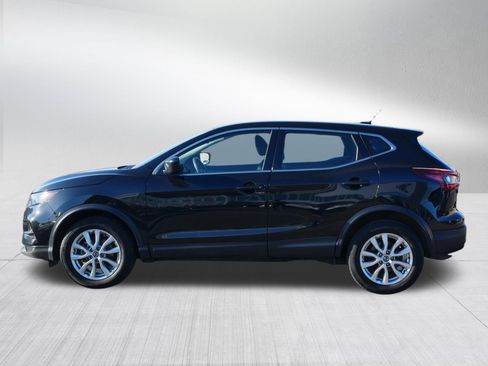 Used 2021 Nissan Rogue Sport S image 4