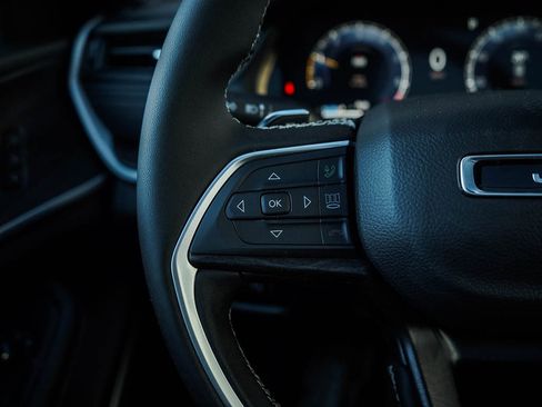 New 2026 Jeep Grand Cherokee Limited image 21