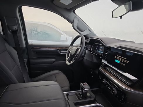 Used 2023 Chevrolet Silverado 1500 RST image 18