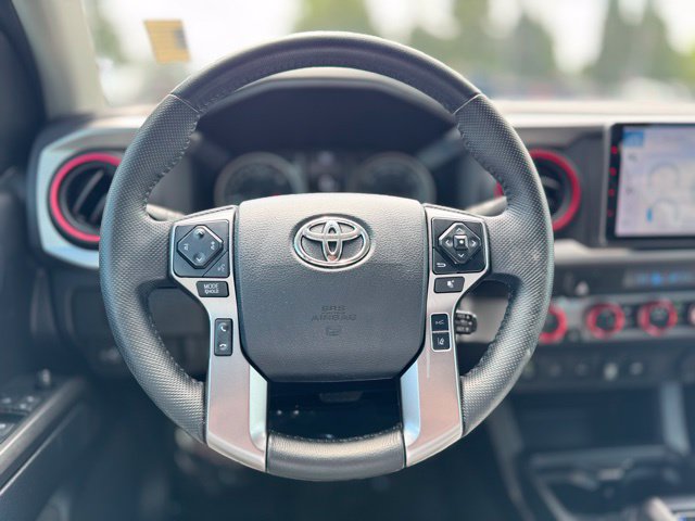 Used 2022 Toyota Tacoma SR5 AWD/4WD image 42