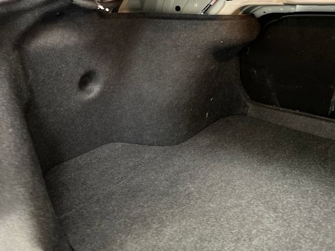 Used 2024 Nissan Sentra SV FWD image 34