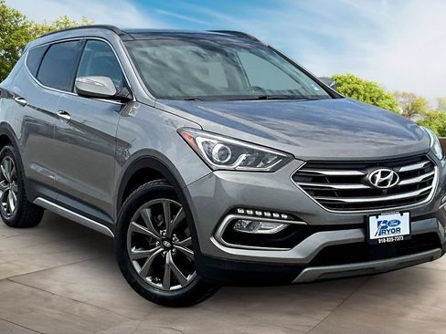 Used 2018 Hyundai Santa Fe Sport w/ 2.0T Ultimate Tech Package 05 AWD/4WD image 11