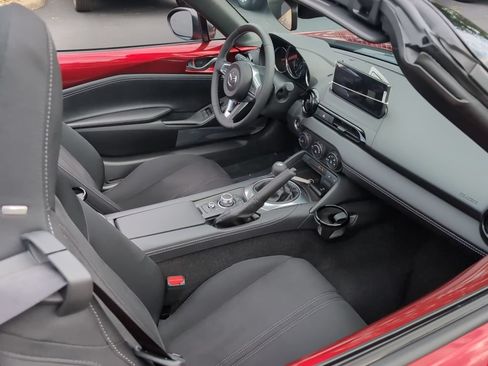 New 2026 MAZDA MX-5 Miata Club w/ Weather Package RWD image 16