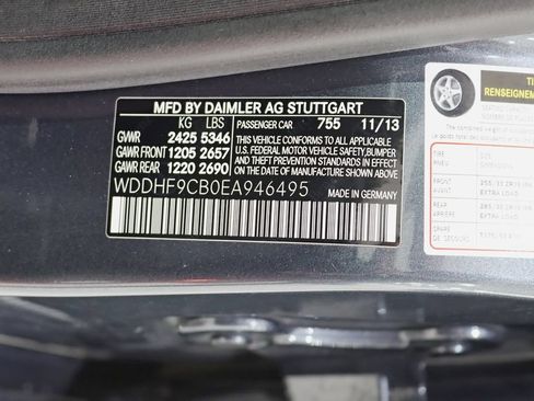 Used 2014 Mercedes-Benz E 63 AMG 4MATIC Sedan image 41