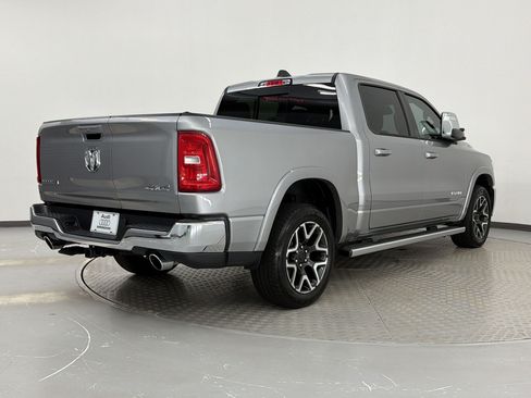 Used 2025 RAM 1500 Laramie AWD/4WD image 9