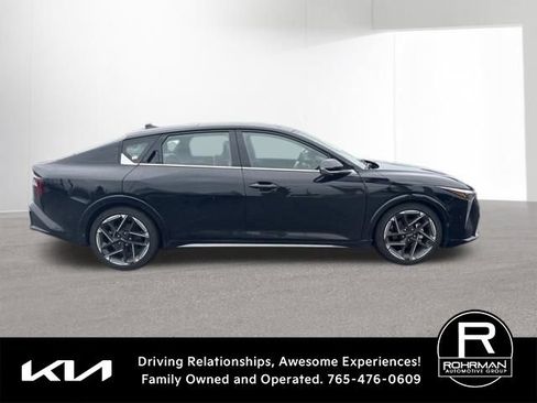 Used 2025 Kia K4 GT-Line w/ GT-Line Premium Package FWD image 8