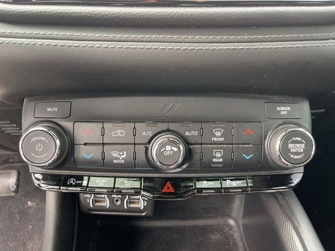 Used 2021 Dodge Durango GT w/ Blacktop Package image 24