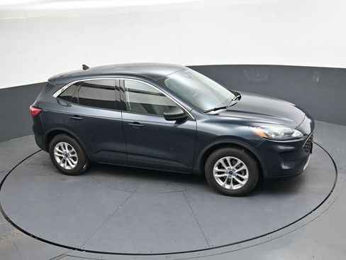 Used 2022 Ford Escape SE w/ Cold Weather Package image 18