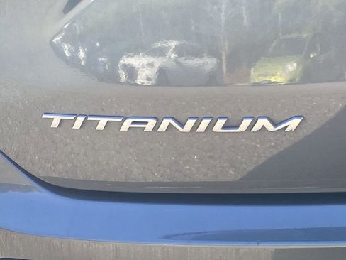 Used 2024 Ford Edge Titanium image 36