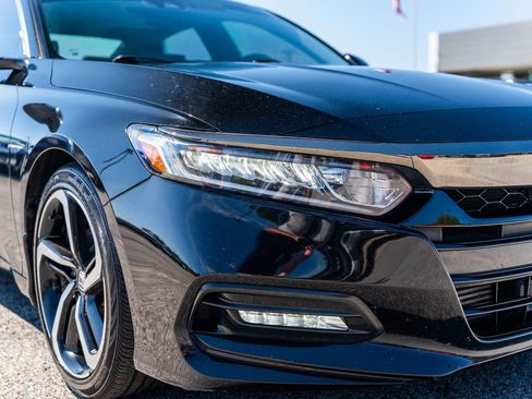 Used 2020 Honda Accord Sport image 10