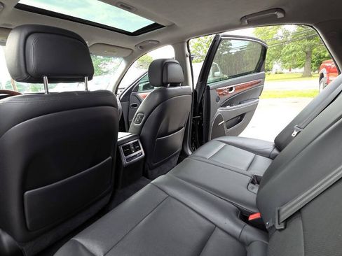 Used 2015 Hyundai Equus Signature RWD image 43