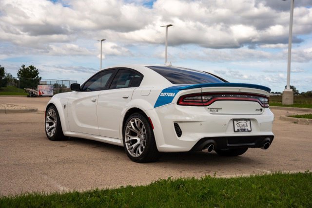 Used 2020 Dodge Charger SRT Hellcat w/ Harman/Kardon Audio Group RWD image 5