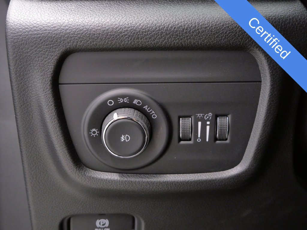 Certified 2021 Jeep Grand Cherokee L Overland w/ Advanced Protech Group III AWD/4WD image 22