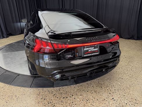 Used 2023 Audi e-tron GT Premium Plus w/ Performance Package image 6