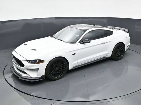 Used 2022 Ford Mustang GT Premium w/ Equipment Group 401A RWD image 31