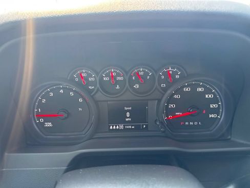 Used 2025 Chevrolet Silverado 2500 Custom AWD/4WD image 12