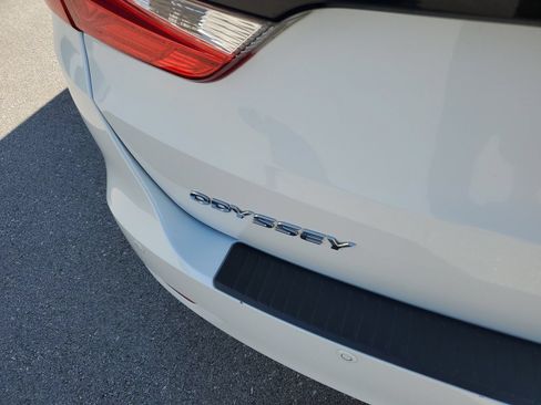 Used 2021 Honda Odyssey Touring image 7