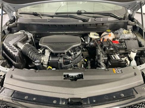 Used 2023 Cadillac XT6 Sport w/ Technology Package AWD/4WD image 36