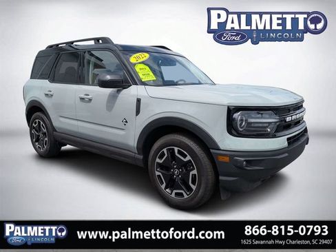 Used 2022 Ford Bronco Sport Outer Banks w/ Tech Package AWD/4WD image 1